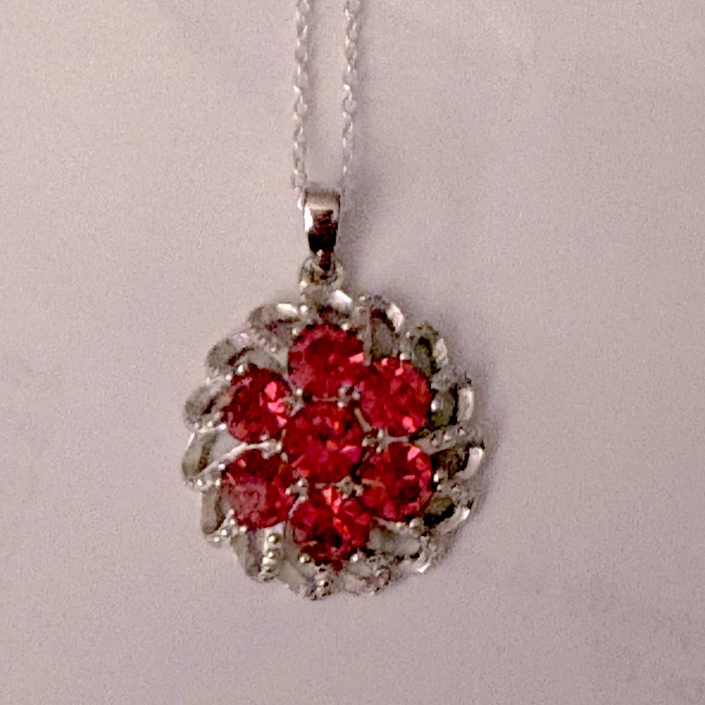 🌺Swarovski Rose Crystal Pendant🌺